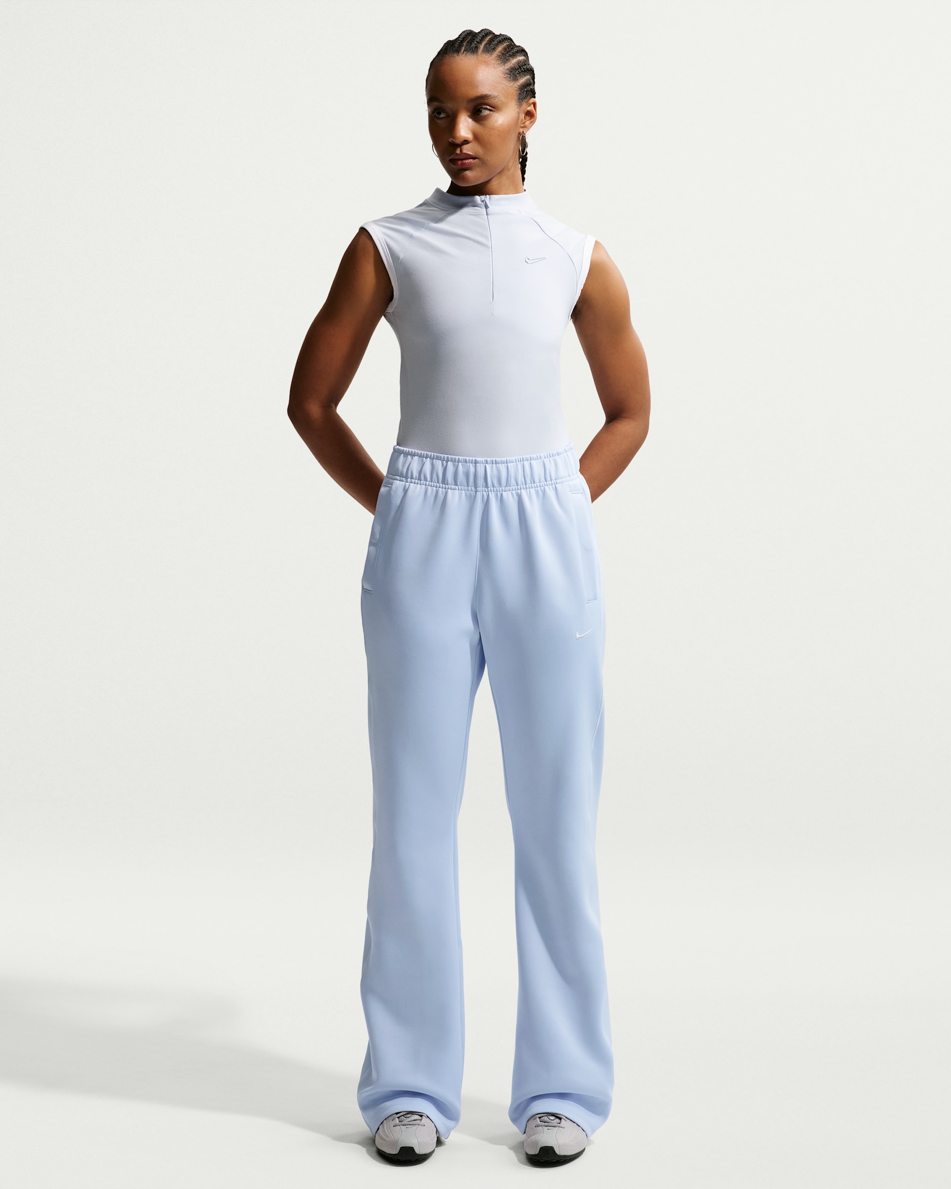 Nike Sportswear Windrunner Women's Mid-Rise Slim Knit Trousers